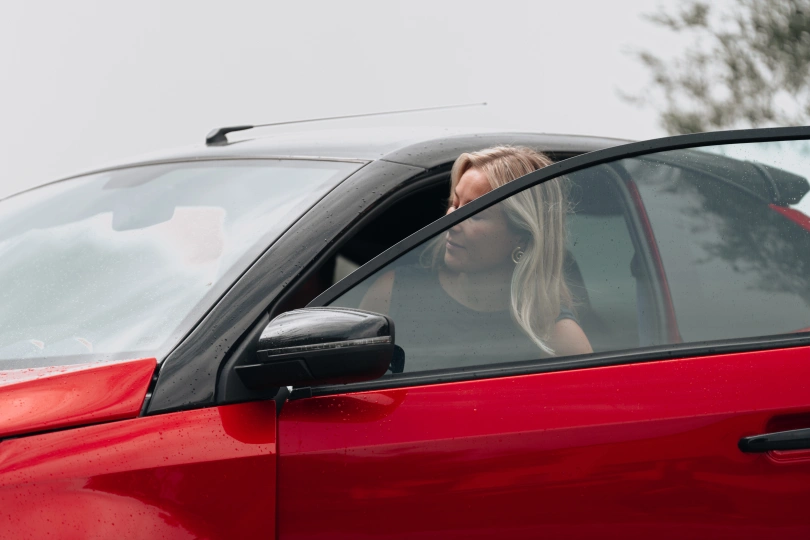 Autovehicule care pot fi conduse de la 16 ani cu permis B1 - e Coup&eacute; SITU_ECOUPG_RED_PNG (12).jpg