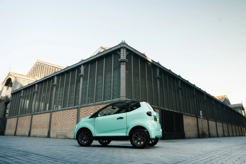 Autovehicule care pot fi conduse de la 16 ani cu permis B1 - e Minauto EBS06264 - Vert.jpg